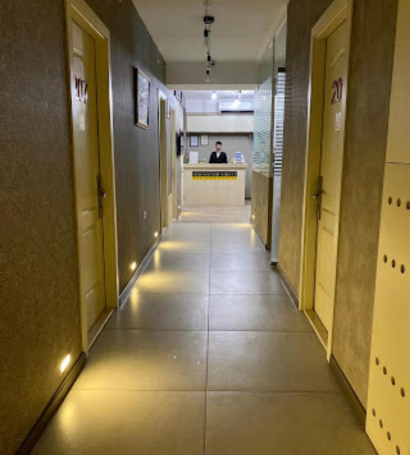 Access Hotel Baky Esterno foto