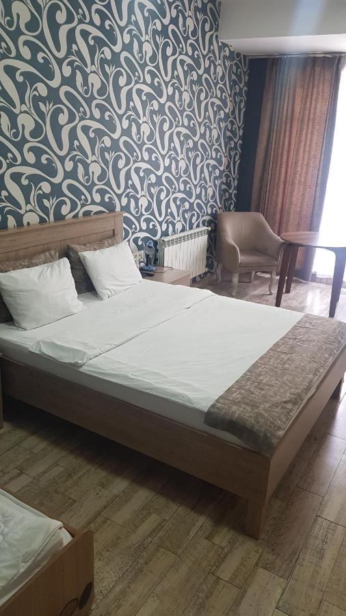 Access Hotel Baky Esterno foto