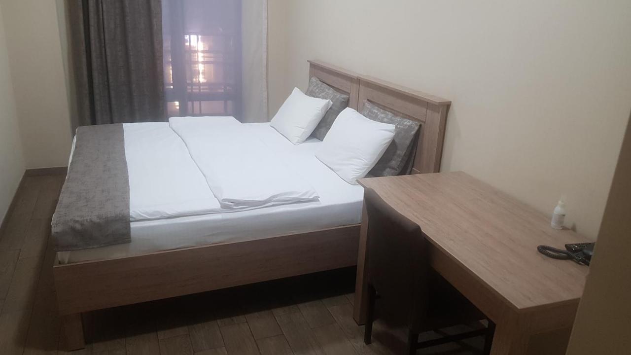 Access Hotel Baky Esterno foto